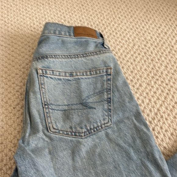 Distressed Blue Jeans - Picture 3 of 4